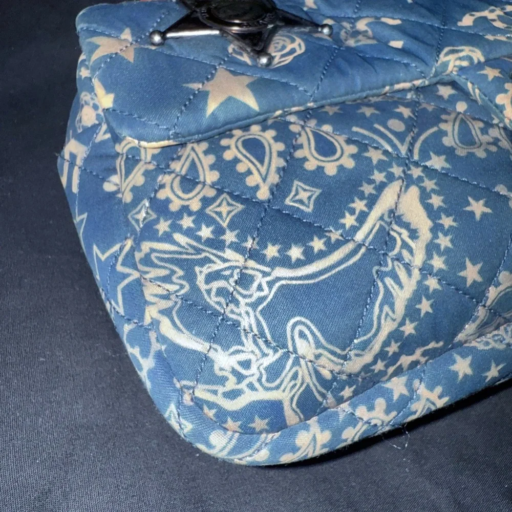 📌SOLD📌CHANEL ‘13-‘14 Paris Dallas Metiers D'art BANDANA Flap Bag - Picture 15 of 16